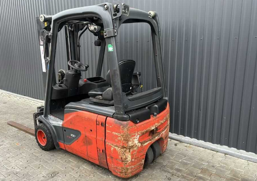 Linde E18-02 - Electric forklift: picture 3 Linde E18-02 - Electric forklift: picture 3