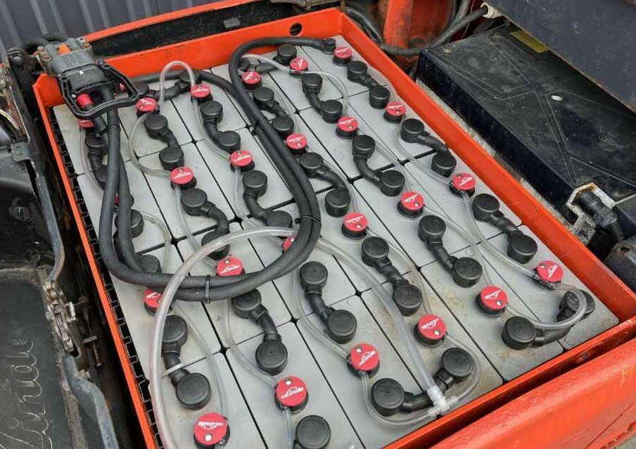 Electric forklift Linde E20PH: picture 7