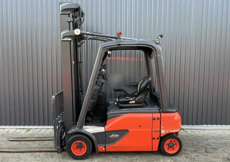 Linde E20PL-02 - Electric forklift: picture 2 Linde E20PL-02 - Electric forklift: picture 2