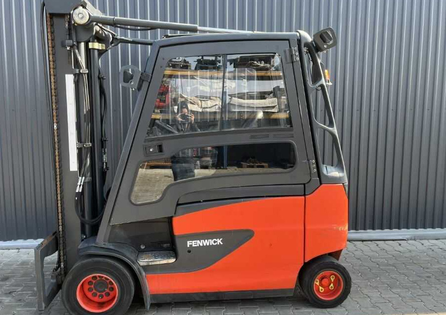 Linde E35HL-01 - Electric forklift: picture 2 Linde E35HL-01 - Electric forklift: picture 2