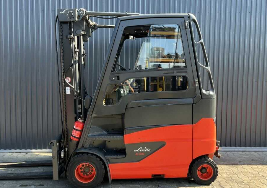 Linde E35HL-01 - Electric forklift: picture 2 Linde E35HL-01 - Electric forklift: picture 2
