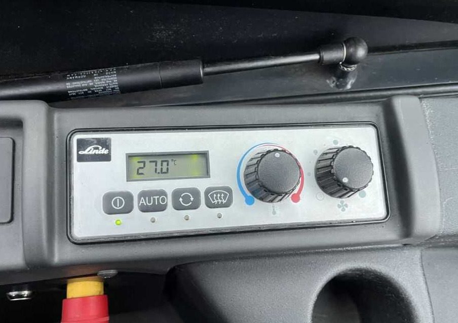 Linde H120D/1200 - Diesel forklift: picture 5 Linde H120D/1200 - Diesel forklift: picture 5