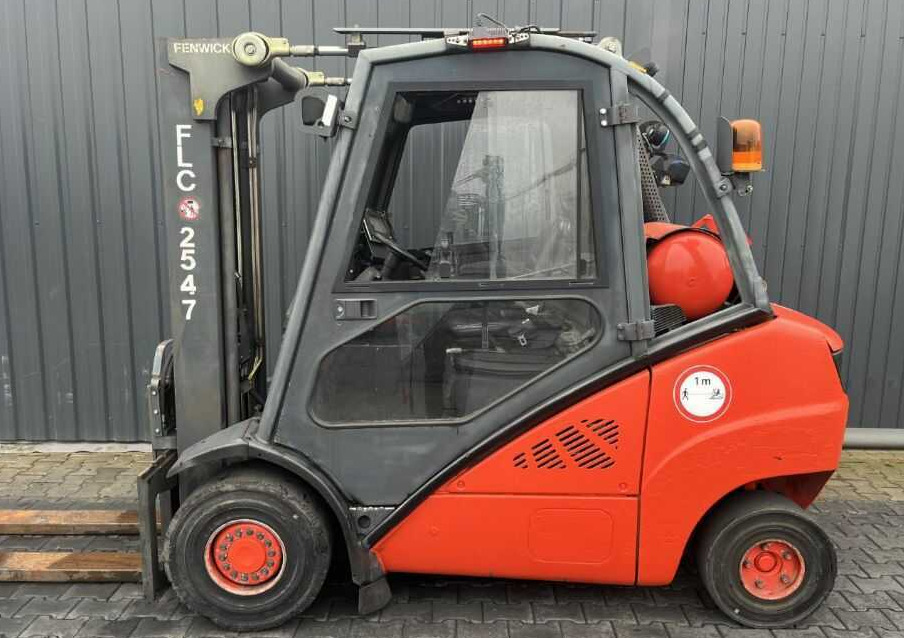 Linde H35T-01 - LPG forklift: picture 2 Linde H35T-01 - LPG forklift: picture 2