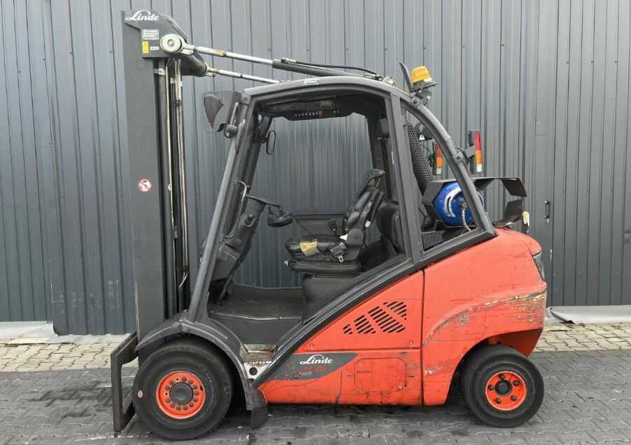 Linde H35T-01 - LPG forklift: picture 2 Linde H35T-01 - LPG forklift: picture 2