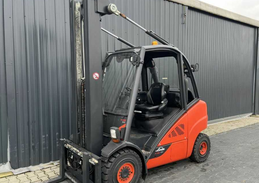 LPG forklift Linde H35T-02: picture 9