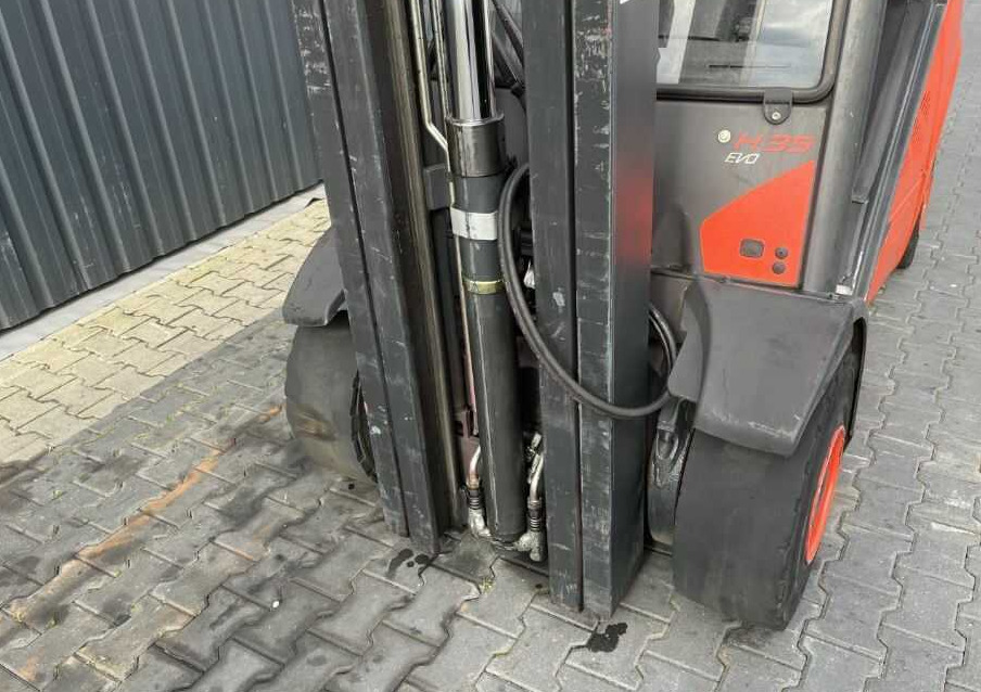 Linde H35T-02 - LPG forklift: picture 5 Linde H35T-02 - LPG forklift: picture 5