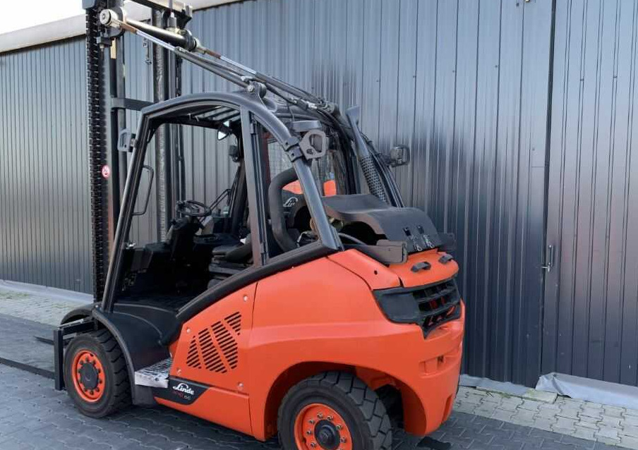 LPG forklift Linde H40T-02: picture 8