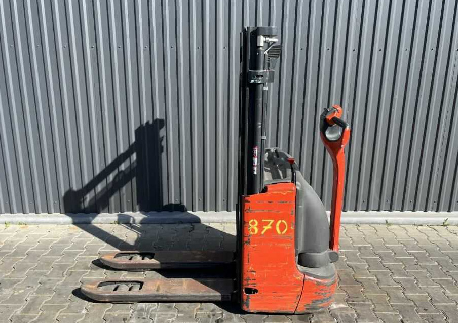 Linde L10 - Stacker: picture 2 Linde L10 - Stacker: picture 2
