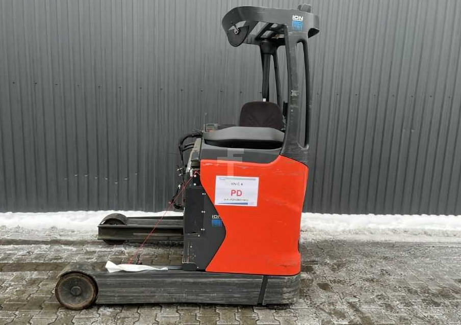 Linde R16HD-01 - Reach truck: picture 2 Linde R16HD-01 - Reach truck: picture 2