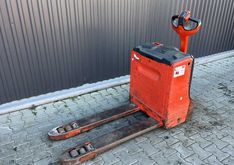 Linde T18 - Pallet truck: picture 1 Linde T18 - Pallet truck: picture 1