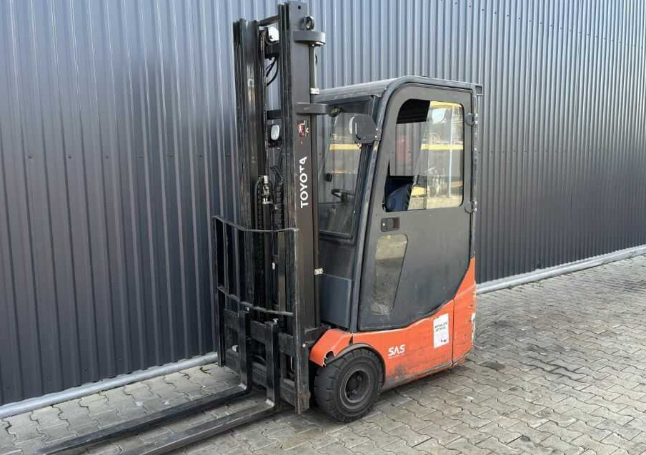 Toyota 7FBEST13 - Electric forklift: picture 1 Toyota 7FBEST13 - Electric forklift: picture 1