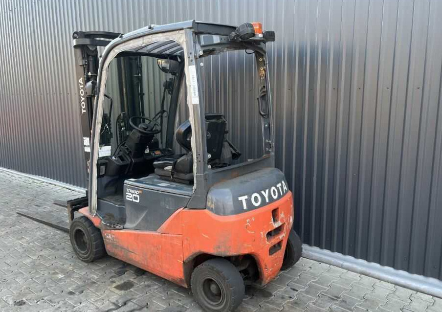 Toyota 8FBM20T - Electric forklift: picture 3 Toyota 8FBM20T - Electric forklift: picture 3