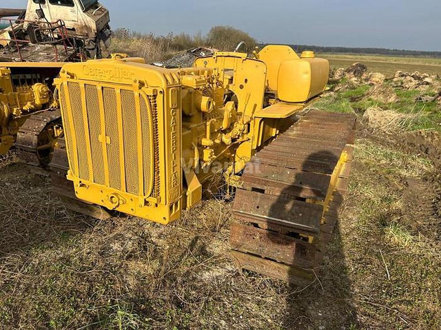 Bulldozer Caterpillar D4 -: picture 6
