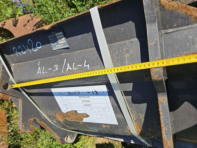 Mecalac Connect - Bucket: picture 4 Mecalac Connect - Bucket: picture 4