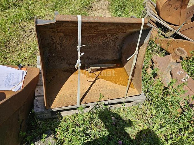 Mecalac Connect - Bucket: picture 1 Mecalac Connect - Bucket: picture 1