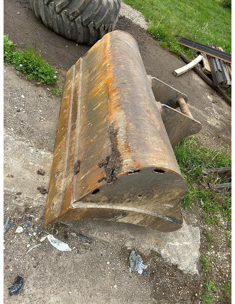 Volvo S60 - Bucket: picture 1 Volvo S60 - Bucket: picture 1