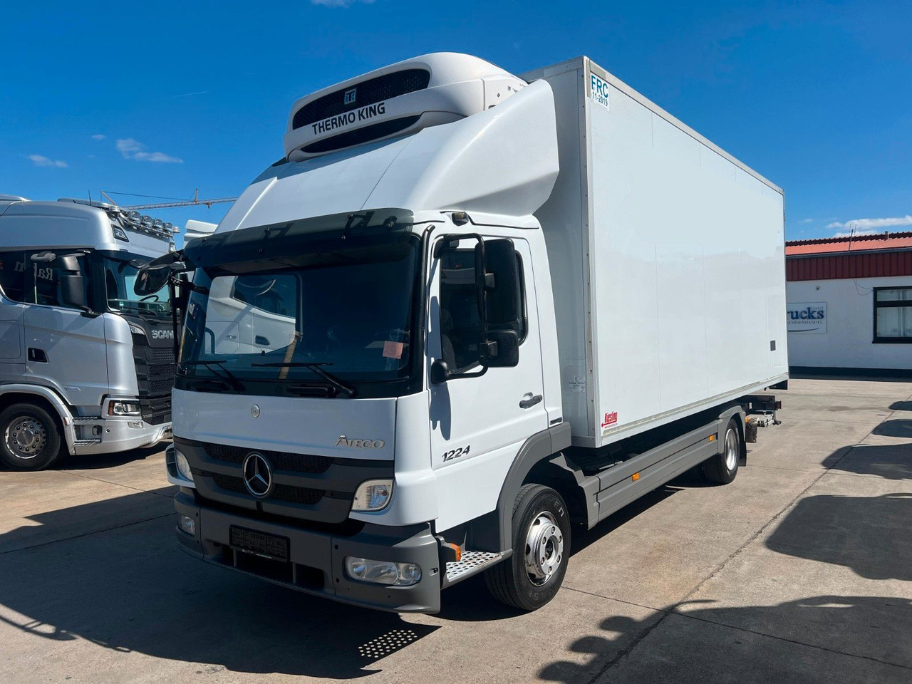 Mercedes-Benz Atego 1224 * KLIMA * THERMO KING * BÄR 1,5t * - Refrigerator truck: picture 1 Mercedes-Benz Atego 1224 * KLIMA * THERMO KING * BÄR 1,5t * - Refrigerator truck: picture 1