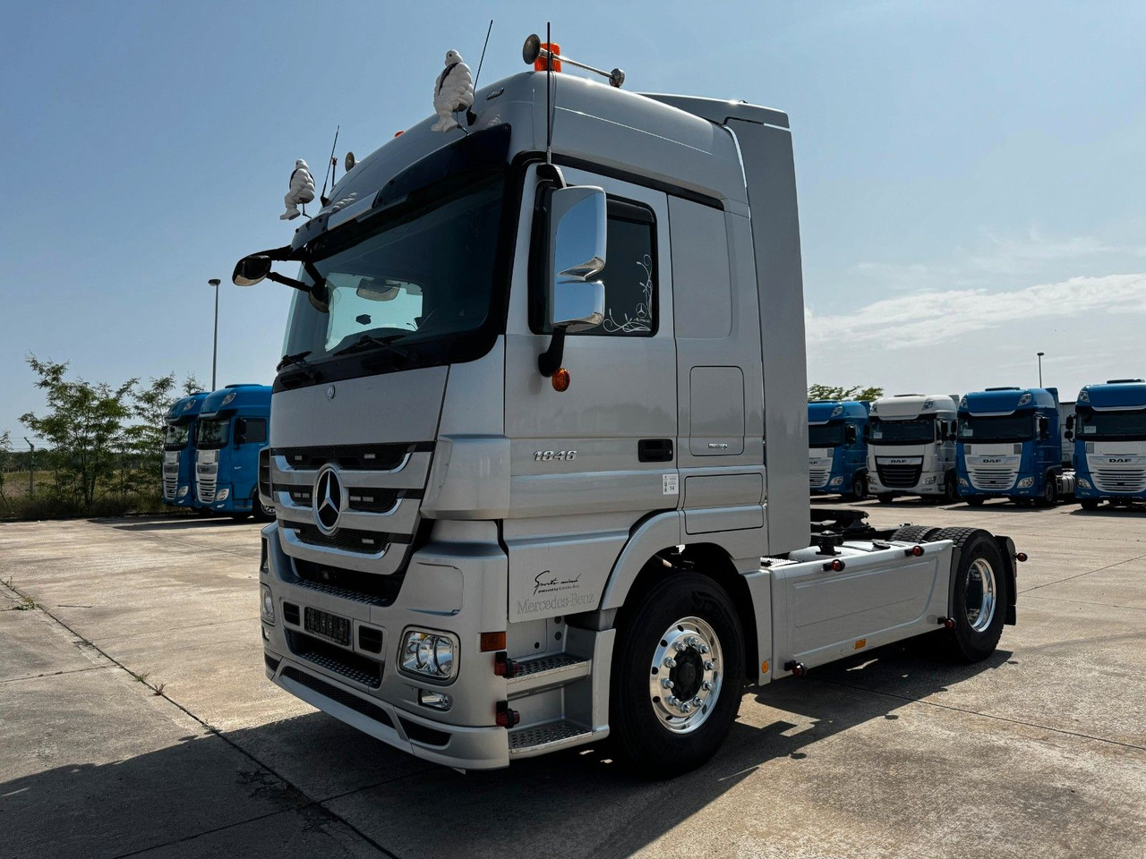 Mercedes-Benz ACTROS 1846 * AUTOMATIK * TOP * NEUE REIFEN - Tractor unit: picture 1 Mercedes-Benz ACTROS 1846 * AUTOMATIK * TOP * NEUE REIFEN - Tractor unit: picture 1