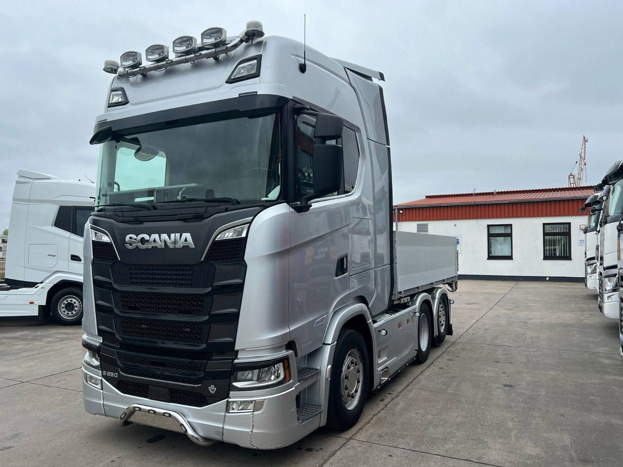 Scania S 650 * LEDER *PR. AUFBAU * ACC * STANDKLIMA * - Tractor unit: picture 3 Scania S 650 * LEDER *PR. AUFBAU * ACC * STANDKLIMA * - Tractor unit: picture 3