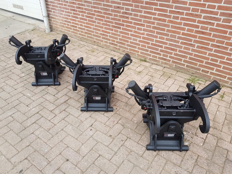 CW10 - Quick coupler: picture 3 CW10 - Quick coupler: picture 3