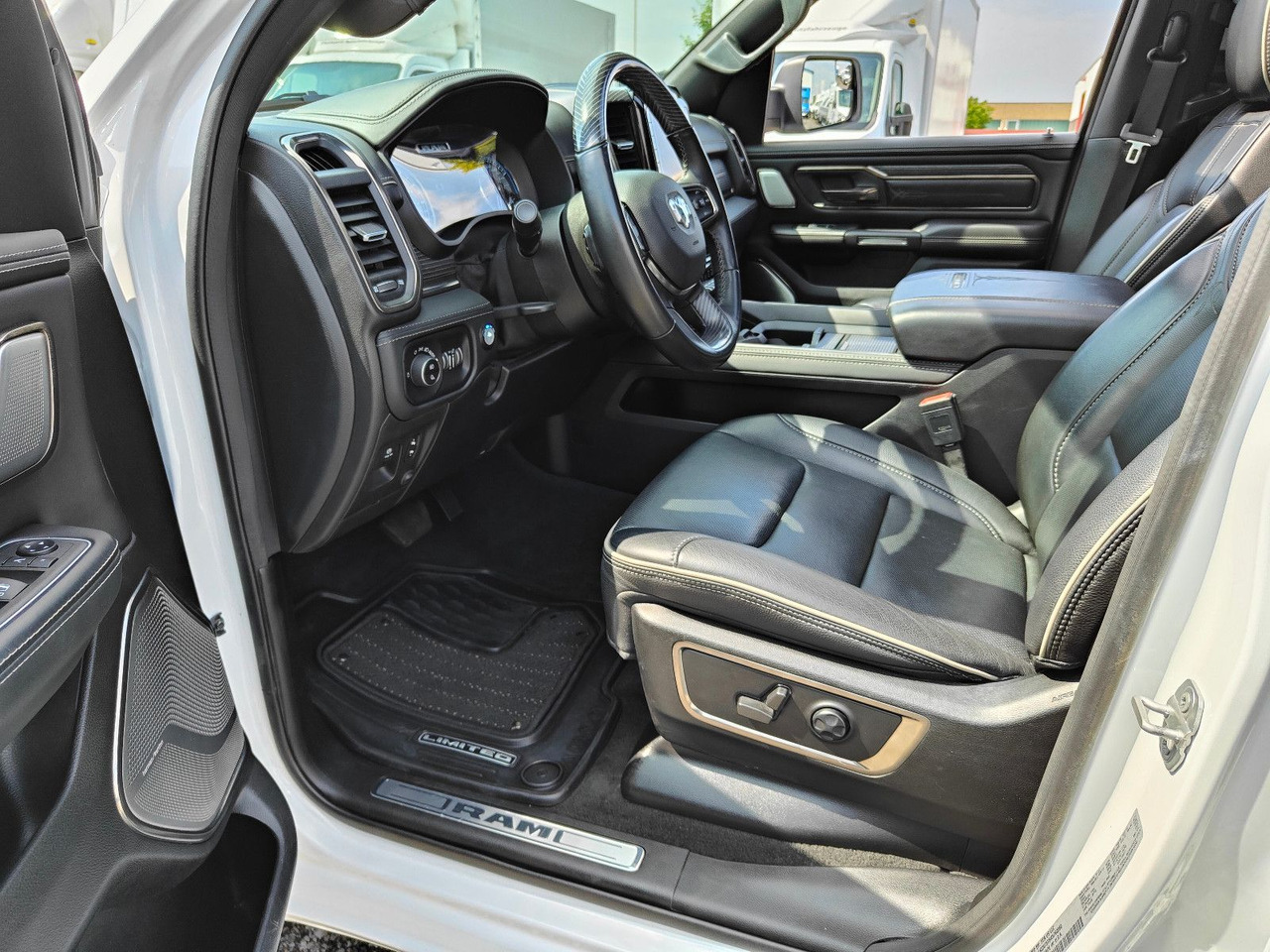 SUV Dodge RAM HEMI Limited 5.7 PRINS LPG Luftfederung: picture 8