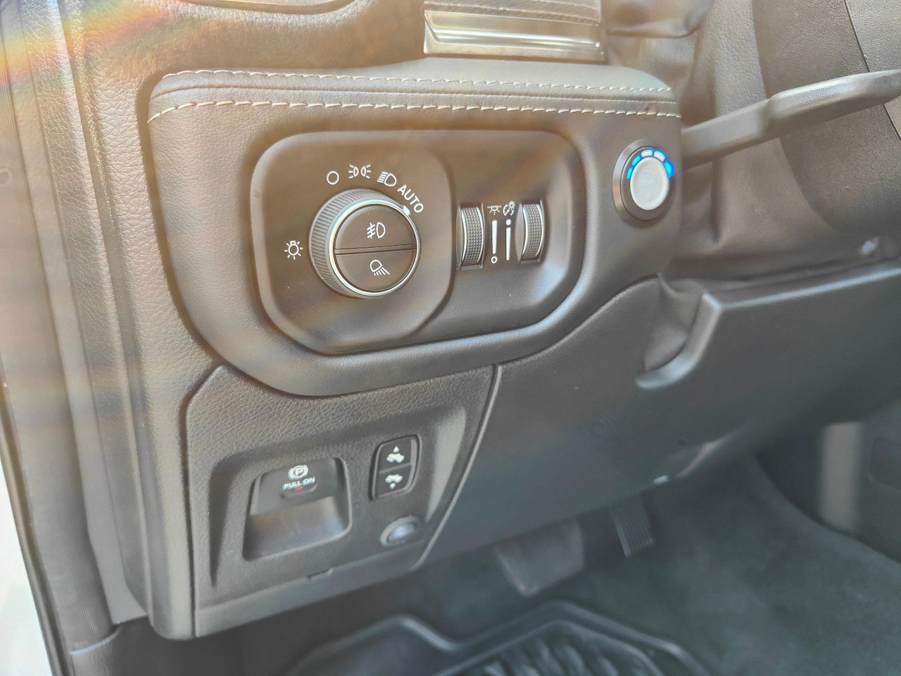 SUV Dodge RAM HEMI Limited 5.7 PRINS LPG Luftfederung: picture 13