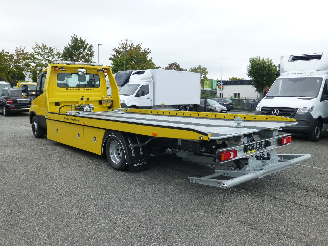 Iveco DAILY 72C18 Schiebeplateu Luftfed Navi Hubbrille - Tow truck: picture 5 Iveco DAILY 72C18 Schiebeplateu Luftfed Navi Hubbrille - Tow truck: picture 5
