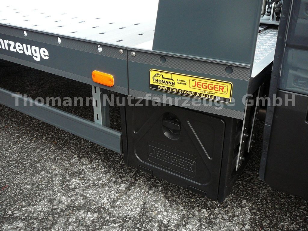 Iveco Daily 35S18 Autotransporter Aut. Luftfed. NAVI - Autotransporter truck, Van: picture 4 Iveco Daily 35S18 Autotransporter Aut. Luftfed. NAVI - Autotransporter truck, Van: picture 4