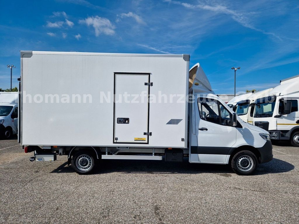 Mercedes-Benz Sprinter 319 CDI Koffer LBW Seiten Tür - Box van: picture 1 Mercedes-Benz Sprinter 319 CDI Koffer LBW Seiten Tür - Box van: picture 1