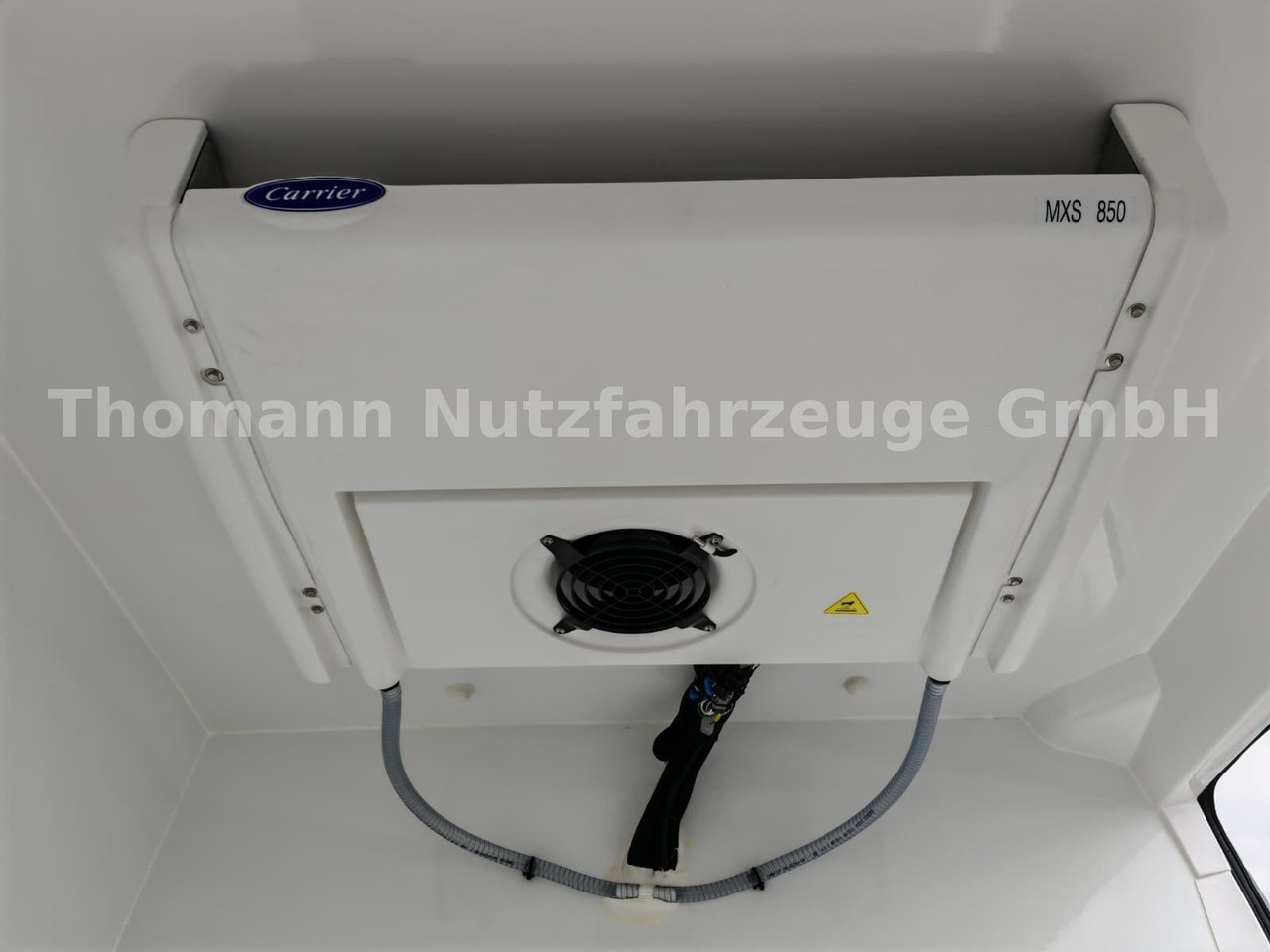 Refrigerated van Renault NEW Master Kühlkastenwagen Xarios 300 GH: picture 11