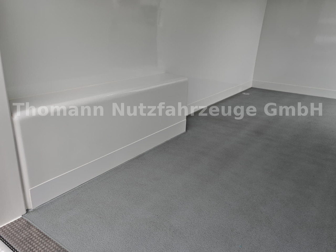 Refrigerated van Renault NEW Master Kühlkastenwagen Xarios 300 GH: picture 10