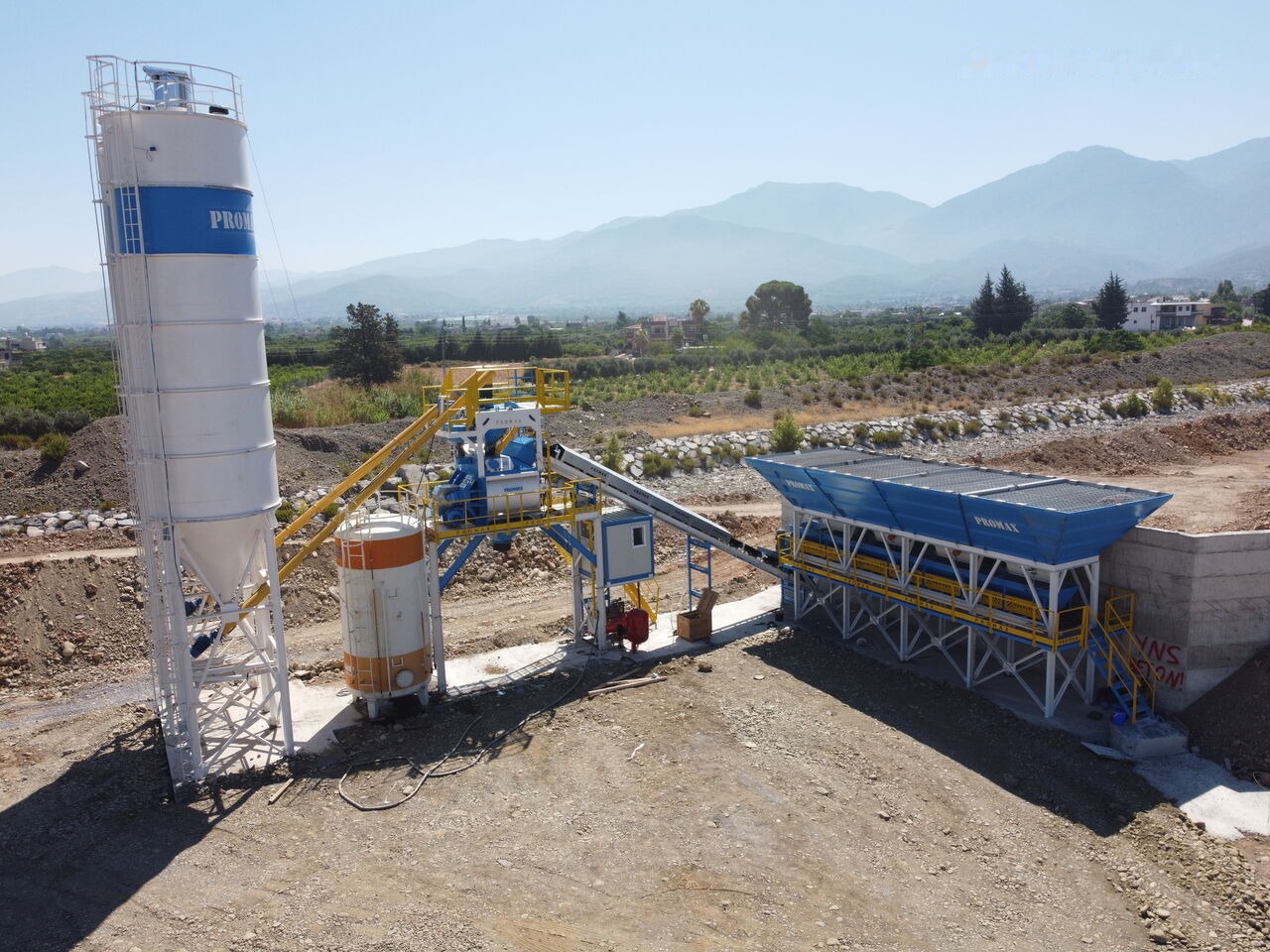 Promax Compact Concrete Batching Plant C100-TWN-LINE (100m3/h) - Concrete plant: picture 5 Promax Compact Concrete Batching Plant C100-TWN-LINE (100m3/h) - Concrete plant: picture 5