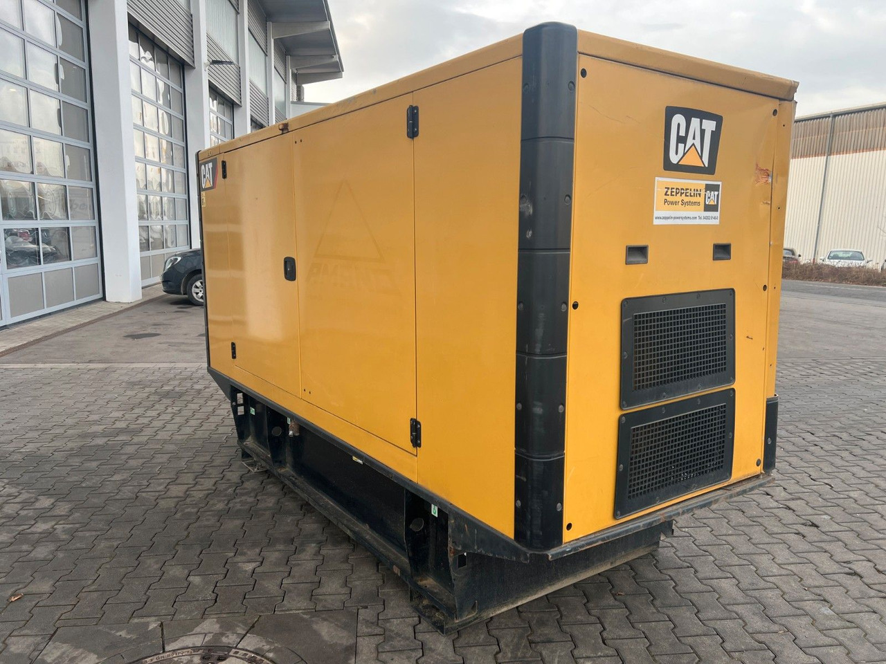 CAT DE200E3 Stromerzeuger / 180KVA / 2017 / 12.921h - Generator set: picture 5 CAT DE200E3 Stromerzeuger / 180KVA / 2017 / 12.921h - Generator set: picture 5