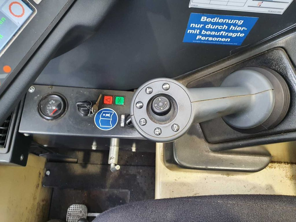 Side loader Hubtex MQ 30 H Hybrid / 748h! / Diesel + Elektro: picture 12