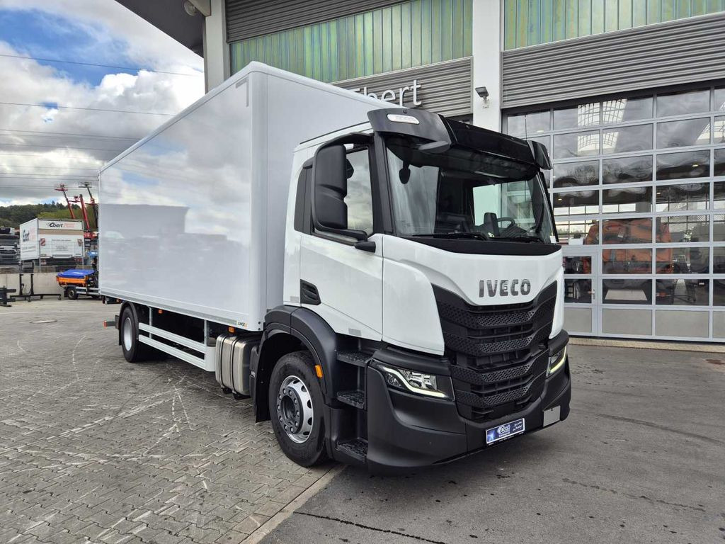 Iveco AD190S40/P 4x2 Ladebordwand 2.000kg Navi ACC - Box truck: picture 2 Iveco AD190S40/P 4x2 Ladebordwand 2.000kg Navi ACC - Box truck: picture 2