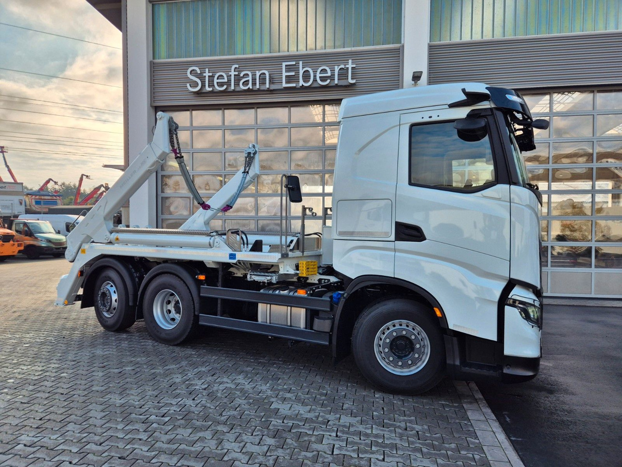 Iveco AS280X58Y/ PS ON Meiller AK 16. T Funk AHK Cam - Tipper: picture 5 Iveco AS280X58Y/ PS ON Meiller AK 16. T Funk AHK Cam - Tipper: picture 5