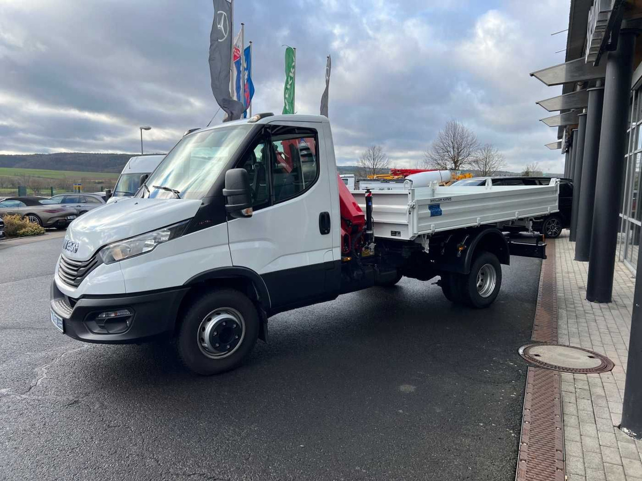 Iveco Daily 70C18 *Kipper+Kran* - Tipper van: picture 3 Iveco Daily 70C18 *Kipper+Kran* - Tipper van: picture 3