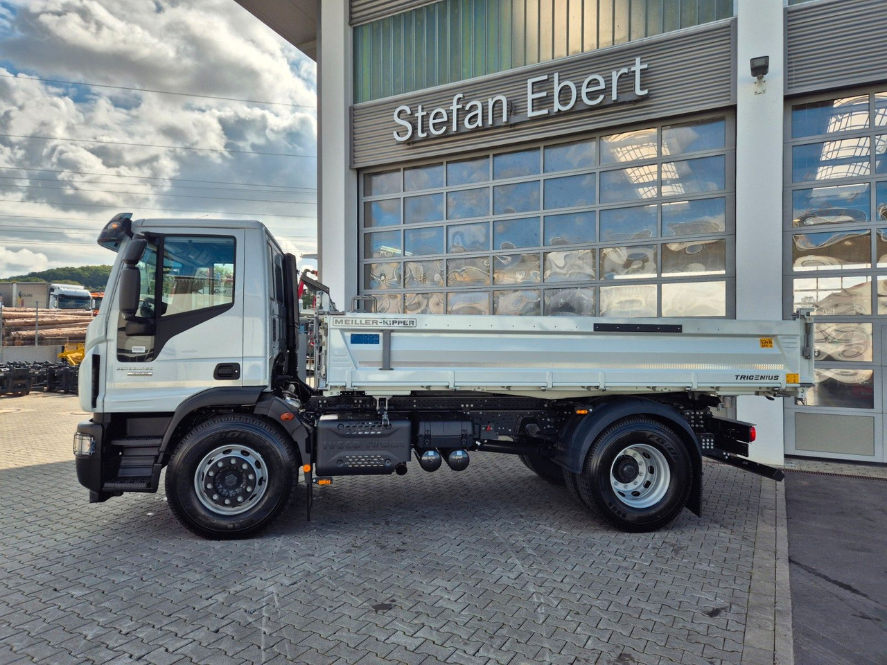 Iveco Eurocargo ML180E32K 4x2 Meiller AHK - Tipper: picture 3 Iveco Eurocargo ML180E32K 4x2 Meiller AHK - Tipper: picture 3