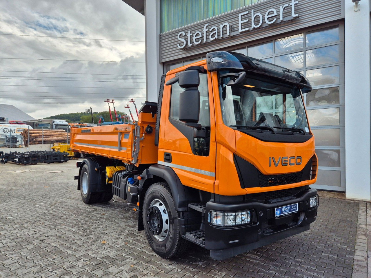 Iveco Eurocargo ML180E32K 4x2 Meiller AHK - Tipper: picture 3 Iveco Eurocargo ML180E32K 4x2 Meiller AHK - Tipper: picture 3