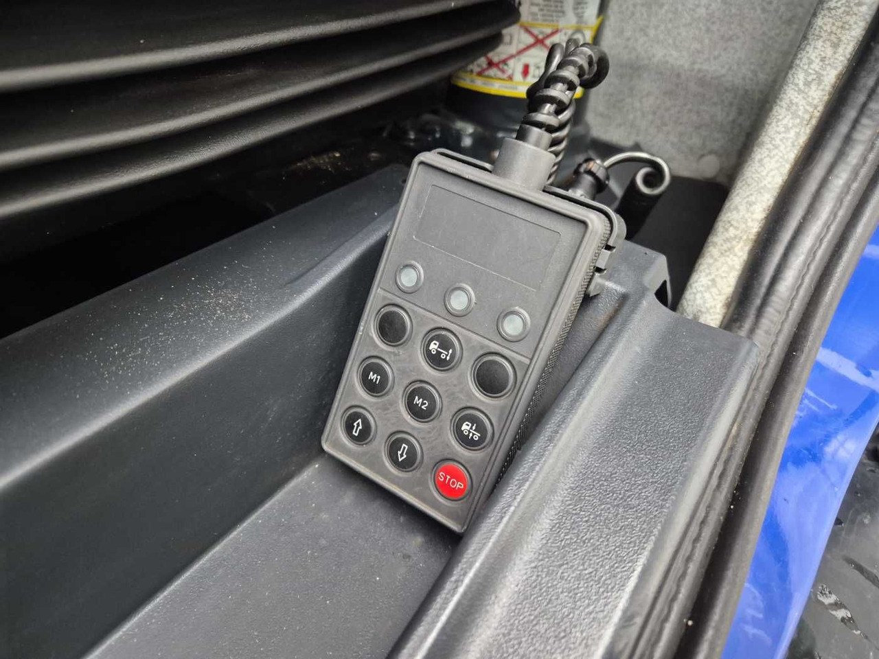 Leasing of Iveco Stralis AD190S42/P 14.000L Lindner&Fischer Iveco Stralis AD190S42/P 14.000L Lindner&Fischer: picture 15 Leasing of Iveco Stralis AD190S42/P 14.000L Lindner&Fischer Iveco Stralis AD190S42/P 14.000L Lindner&Fischer: picture 15