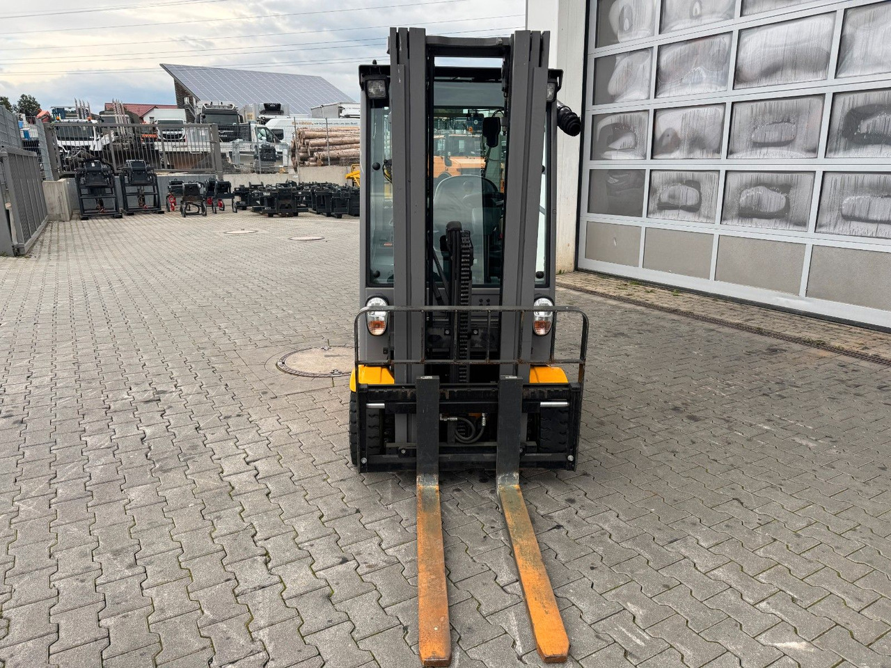 Jungheinrich EFG 215 / Triplex: 4.25m! / SS / 4.168h / 2024 - Electric forklift: picture 4 Jungheinrich EFG 215 / Triplex: 4.25m! / SS / 4.168h / 2024 - Electric forklift: picture 4