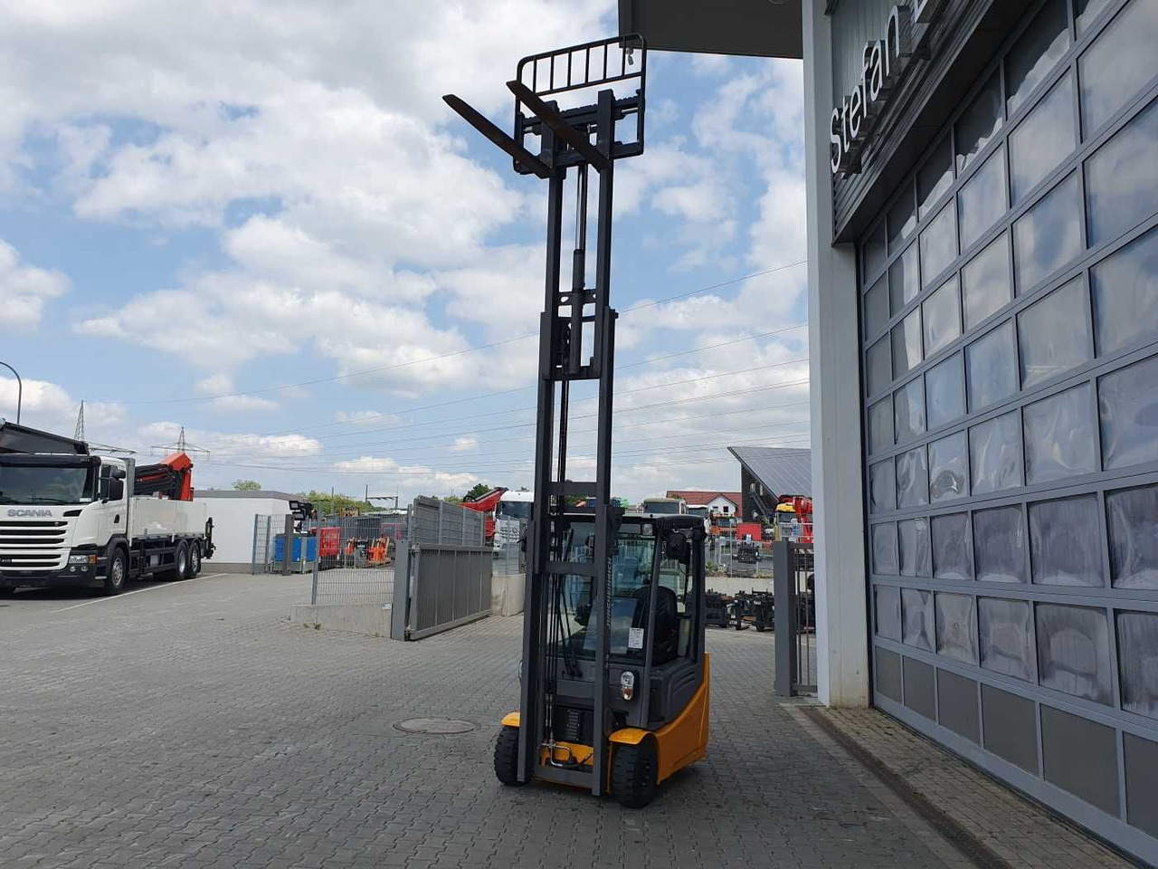 Electric forklift Jungheinrich EFG 215 / Triplex: 4.25m! / SS / nur 1.368h!: picture 10