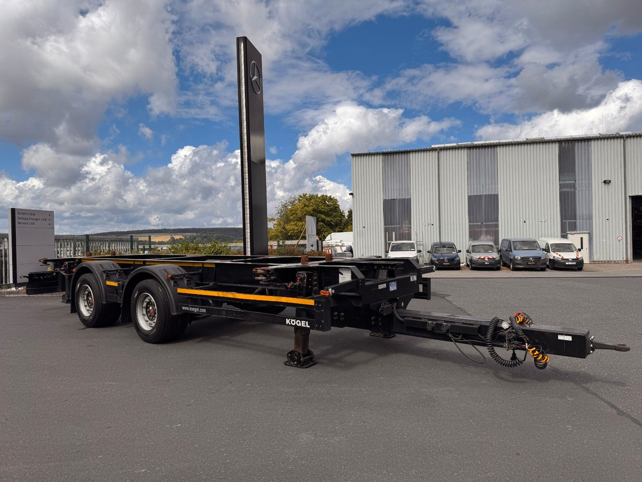 Container transporter/ Swap body trailer Kögel ZW 18 Lafette SAF Achsen 15.910kg Nutzlast: picture 15 Container transporter/ Swap body trailer Kögel ZW 18 Lafette SAF Achsen 15.910kg Nutzlast: picture 15