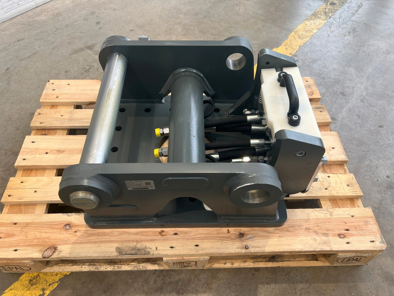 Liebherr Likufix SW48 Adapterplatte NEU lagernd - Quick coupler: picture 4 Liebherr Likufix SW48 Adapterplatte NEU lagernd - Quick coupler: picture 4