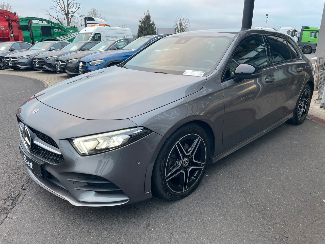 Mercedes-Benz A 180 AMG+LED+IHC+RFK+TotWinkel+SFIntegration - Car: picture 2 Mercedes-Benz A 180 AMG+LED+IHC+RFK+TotWinkel+SFIntegration - Car: picture 2