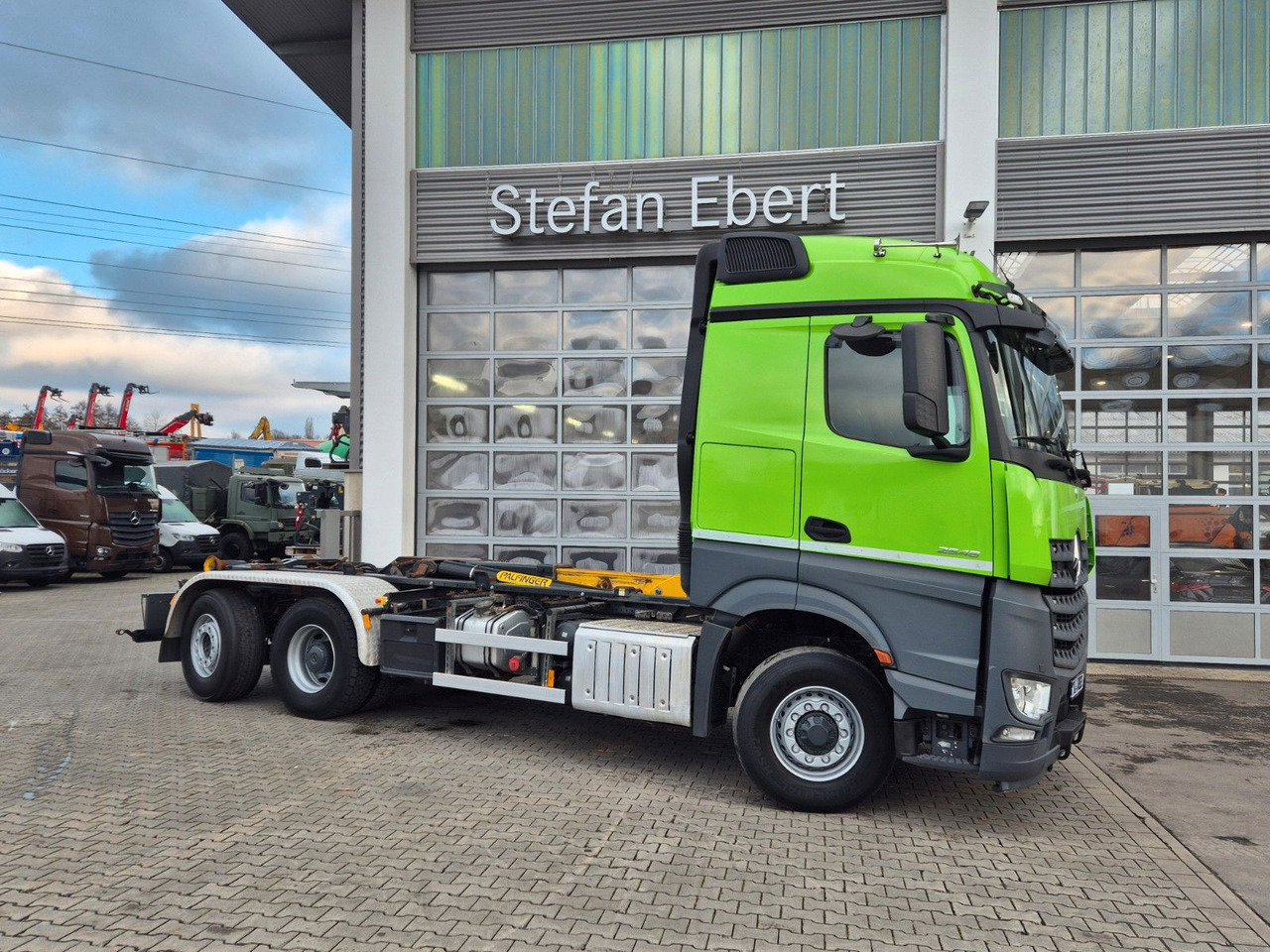 Mercedes-Benz Arocs 2548 L 6x2/4 HAD Palfinger T20A AHK - Hook lift truck: picture 2 Mercedes-Benz Arocs 2548 L 6x2/4 HAD Palfinger T20A AHK - Hook lift truck: picture 2