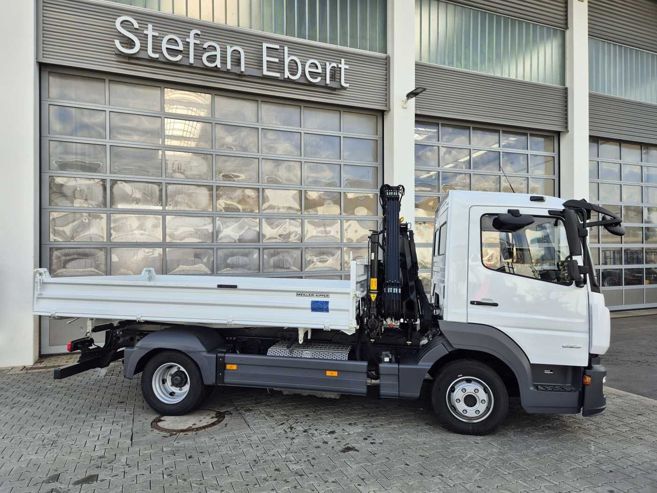 Mercedes-Benz Atego 823 KK Kipper+Kran+Funk+Greifersteuerung - Tipper van: picture 5 Mercedes-Benz Atego 823 KK Kipper+Kran+Funk+Greifersteuerung - Tipper van: picture 5