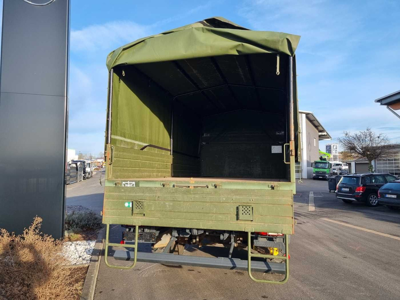 Dropside/ Flatbed truck Mercedes-Benz Axor 1829 A 4x4 Pritsche/Plane 10 Stück: picture 8