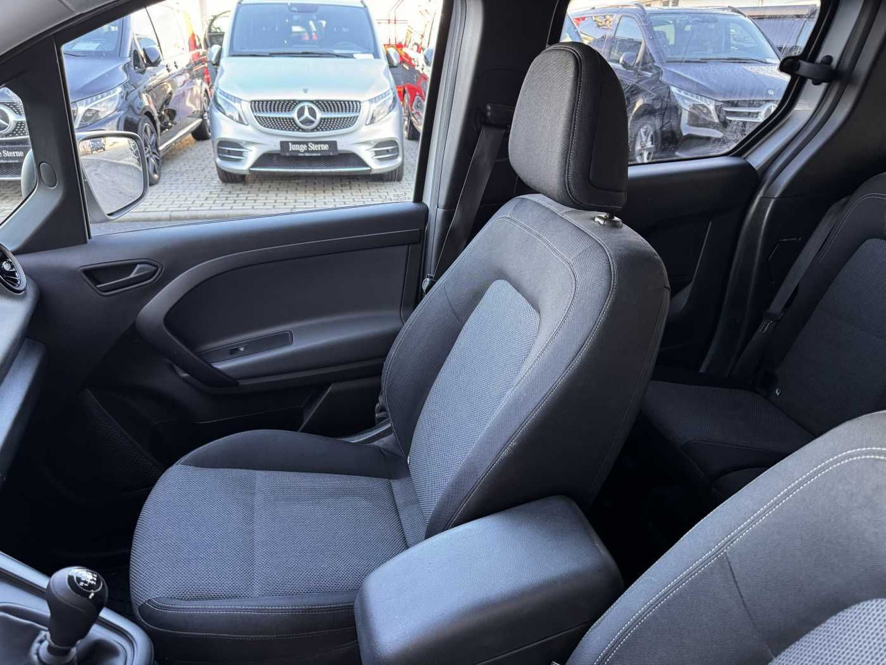 Passenger van Mercedes-Benz Citan 110 CDI Tourer Klima AHK Kamera MBUX Tempo: picture 10