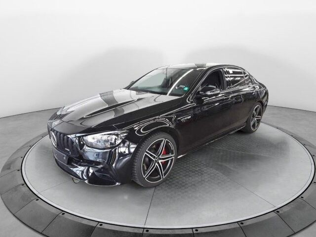 Mercedes-Benz E 63 AMG S Pano+Burm+AirM+HUD+360+uvm. - Sedan: picture 1 Mercedes-Benz E 63 AMG S Pano+Burm+AirM+HUD+360+uvm. - Sedan: picture 1